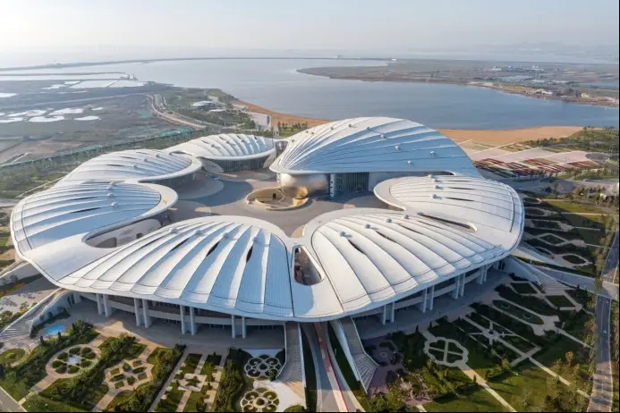 Photo taken on June 5, 2023 shows the Qingdao SCODA Pearl International Expo Center, which hosted the 2023 SCO International Investment and Trade Expo, in Qingdao, east China's Shandong province. (Photo by Han Jiajun/People's Daily Online)
