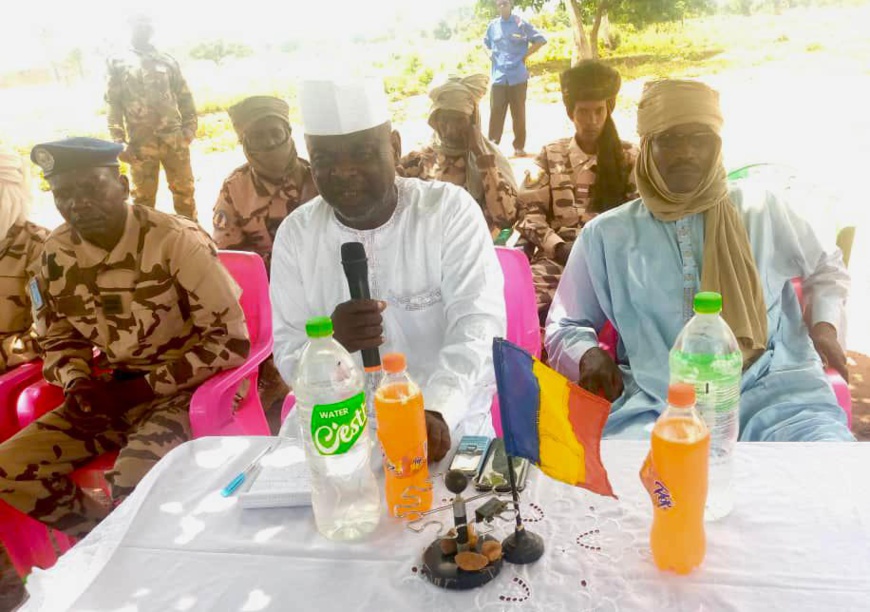 Tchad : le préfet de la Nya poursuit sa tournée de sensibilisation dans le département Tchad : le préfet de la Nya poursuit sa tournée de sensibilisation dans le département