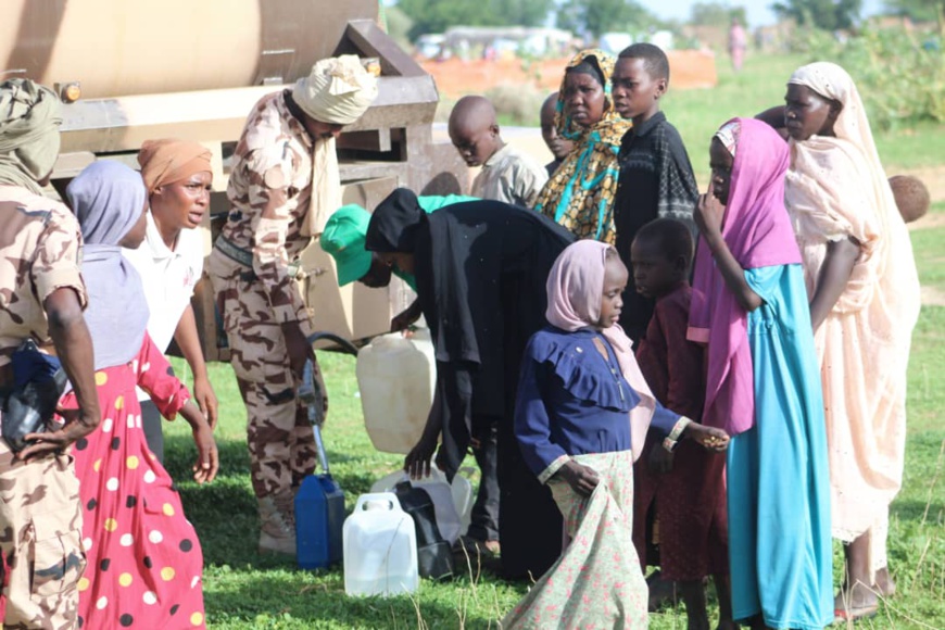 Des enfants parmi les réfugiés évacués par l'armée tchadienne à l'Est du Tchad. © Djibrine Haïdar/Alwihda Info