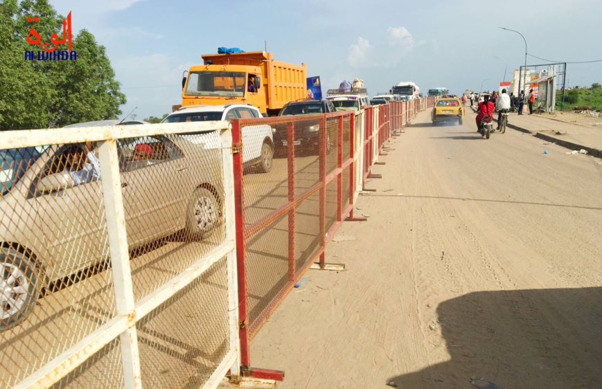 Barrages policiers sur le pont à double voies de N'Djamena : une réponse à l'incivisme routier Barrages policiers sur le pont à double voies de N'Djamena : une réponse à l'incivisme routier