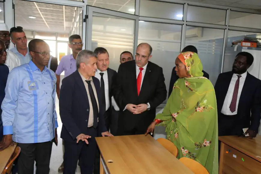 Tchad-Algérie : La ministre des Transports visite un établissement de contrôle technique à Alger