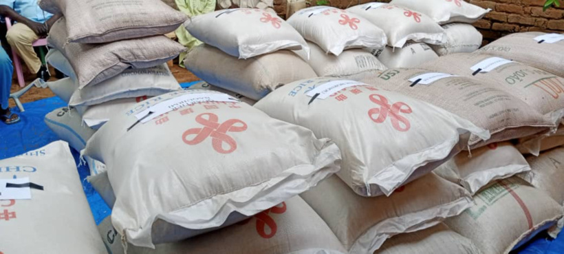 Tchad : une conseillère nationale vient en aide aux couches vulnérables de Laï avec des vivres Tchad : une conseillère nationale vient en aide aux couches vulnérables de Laï avec des vivres