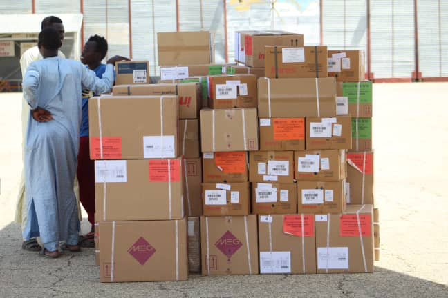 Tchad : L'OMS achemine plusieurs tonnes de fournitures médicales Tchad : L'OMS achemine plusieurs tonnes de fournitures médicales