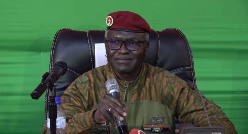 Ministre burkinabè de la Défense : « le Mali sans la Minusma fera mieux » Ministre burkinabè de la Défense : « le Mali sans la Minusma fera mieux »