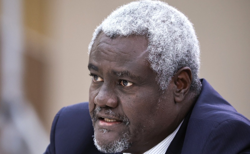 Afrique : "nos pays ne peuvent pas se développer individuellement", Moussa Faki Afrique : "nos pays ne peuvent pas se développer individuellement", Moussa Faki