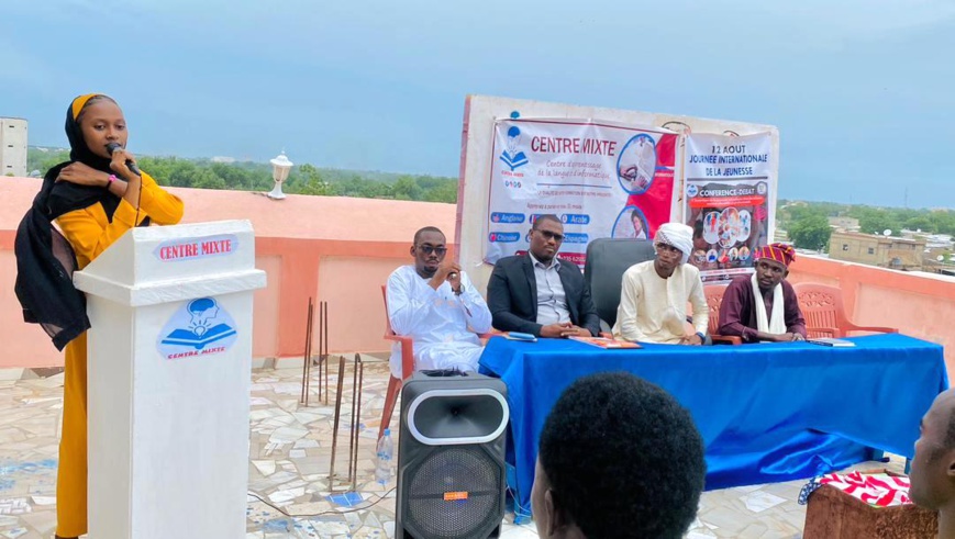 Journée de la Jeunesse au Tchad : Le Centre Mixte met en lumière les voies vers la réussite Journée de la Jeunesse au Tchad : Le Centre Mixte met en lumière les voies vers la réussite