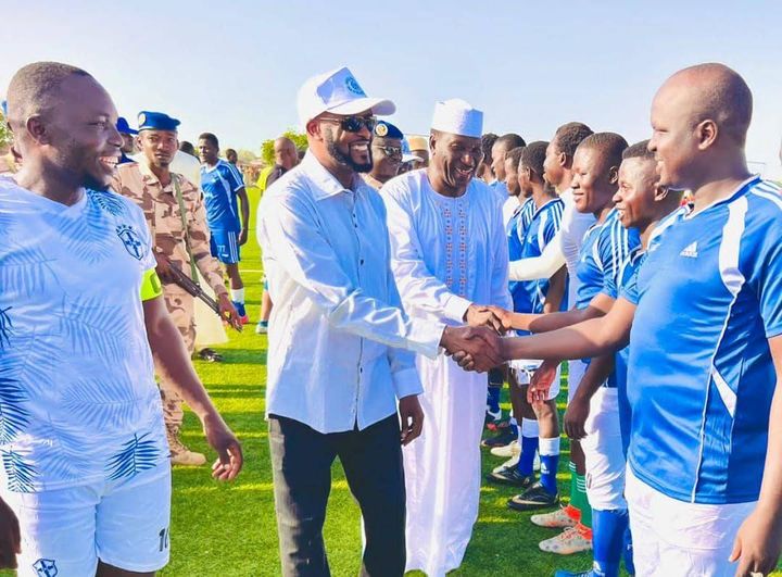 Tchad : l'équipe de football de la Gendarmerie du Ouaddaï remporte la finale du tournoi de la Paix Tchad : l'équipe de football de la Gendarmerie du Ouaddaï remporte la finale du tournoi de la Paix