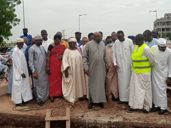 Tchad : le ministre de l’Aménagement du territoire visite des chantiers à N’Djamena Tchad : le ministre de l’Aménagement du territoire visite des chantiers à N’Djamena