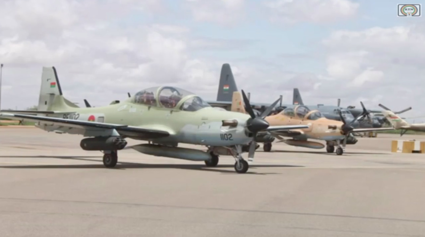 Niger : le Mali et le Burkina Faso déploient des avions de combat pour contrer la CEDEAO