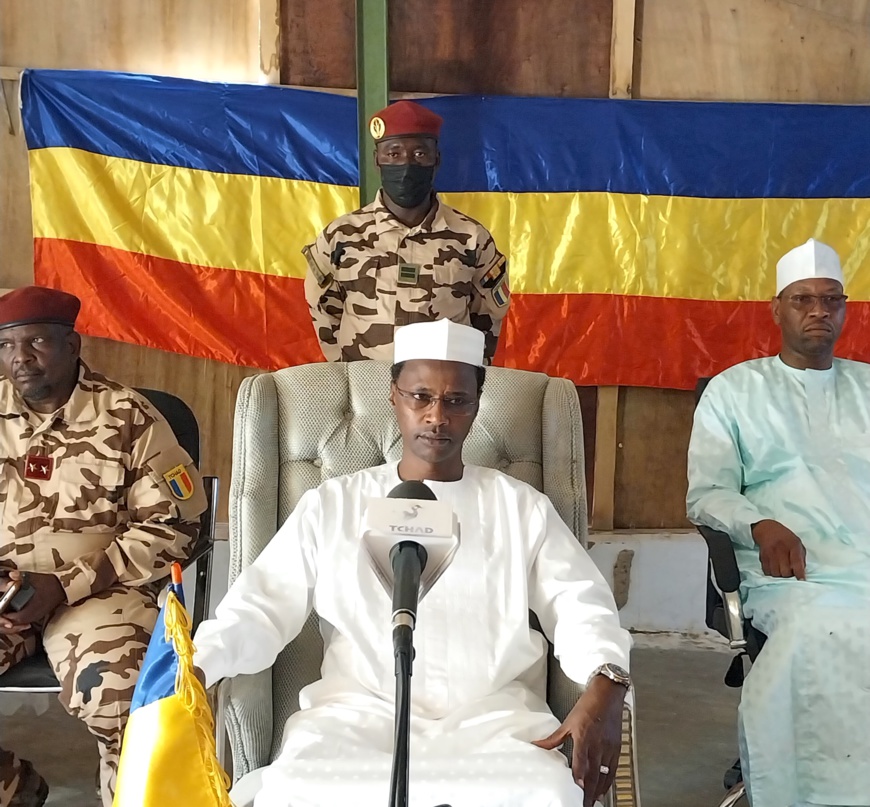 Tchad : le gouverneur du Kanem et les autorités traditionnelles unissent leurs forces pour la paix Tchad : le gouverneur du Kanem et les autorités traditionnelles unissent leurs forces pour la paix