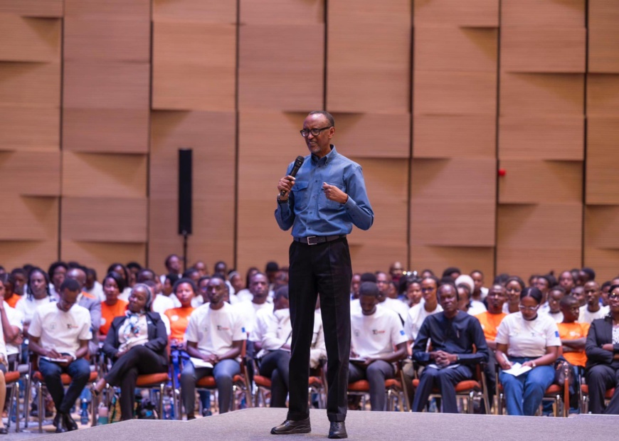Afrique : Kagame Inspire la jeunesse à innover et à agir pour un avenir meilleur Afrique : Kagame Inspire la jeunesse à innover et à agir pour un avenir meilleur
