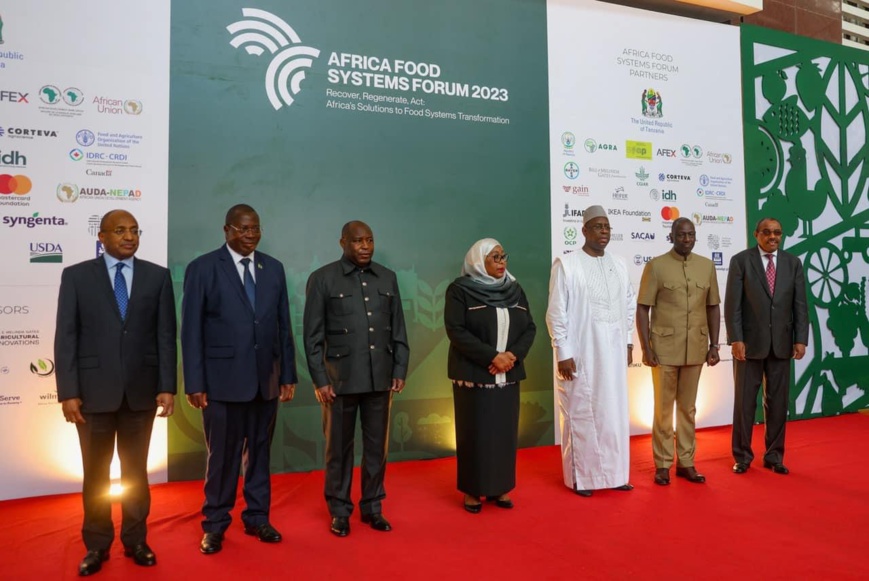 Macky Sall : “ L’Afrique ne doit ni avoir faim ni soif” Macky Sall : “ L’Afrique ne doit ni avoir faim ni soif”