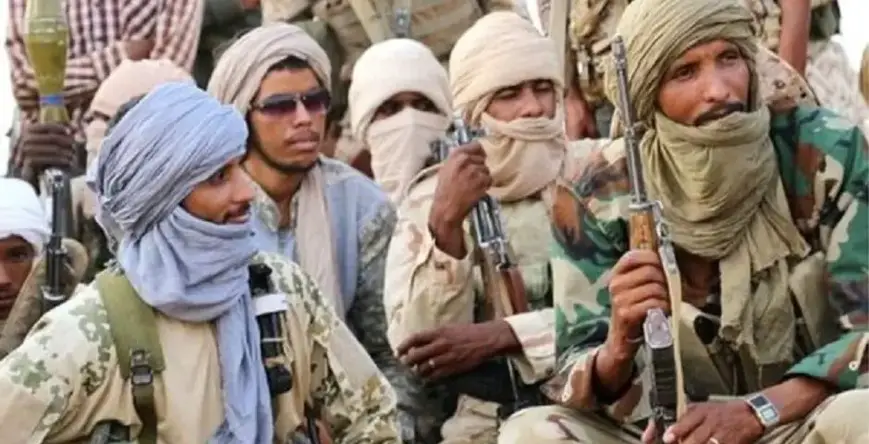 Mali : Le leader de la CMA,  Alghabass Ag Intalla, appelle les populations civiles à s’éloigner des installations militaires