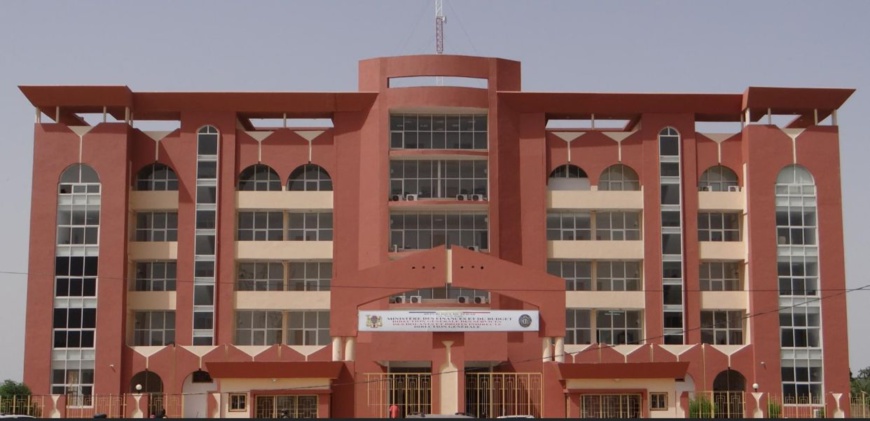 Tchad : des agents informatiques de la Douane lancent un ultimatum pour leur salaire