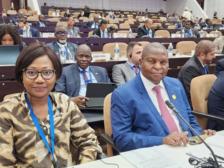 Cuba : le président centrafricain clôture sa visite après des discussions sur les grandes puissances Cuba : le président centrafricain clôture sa visite après des discussions sur les grandes puissances