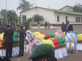 Cameroun: 39 soldats décorés à titre posthume! Cameroun: 39 soldats décorés à titre posthume!