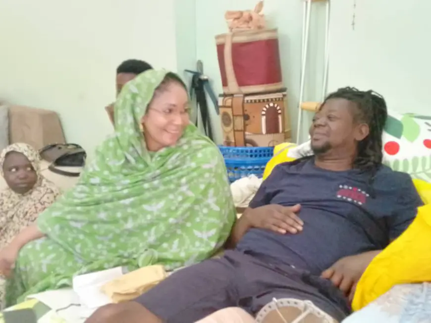​Tchad : l'AHASSAT apporte un soutien financier et moral au rappeur Sultan
