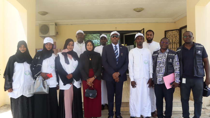 L'OMS renforce l'action humanitaire au Tchad en offrant des médicaments à une ONG locale L'OMS renforce l'action humanitaire au Tchad en offrant des médicaments à une ONG locale