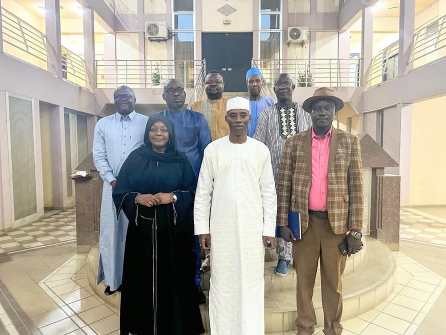 Tchad : levée provisoire du mot d'ordre de suspension de la couverture des activités du Président de la Transition Tchad : levée provisoire du mot d'ordre de suspension de la couverture des activités du Président de la Transition