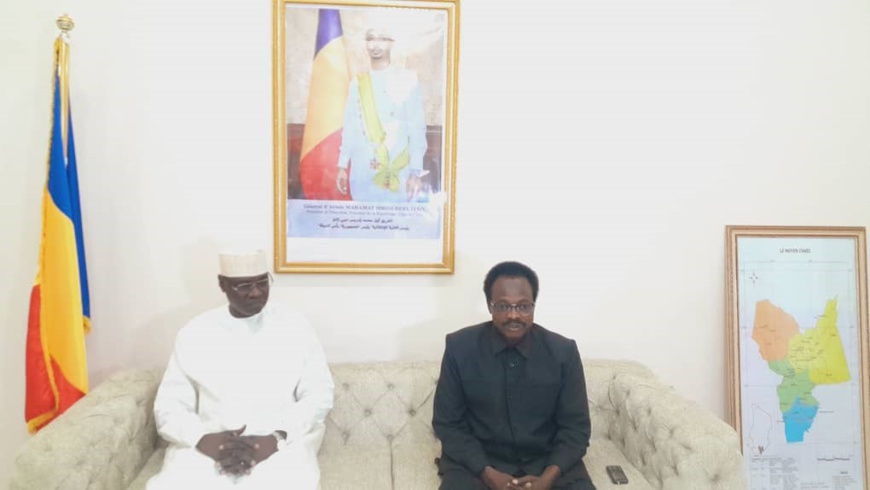 Tchad : au Moyen-Chari, les fonctionnaires sensibilisés sur l’éthique au travail Tchad : au Moyen-Chari, les fonctionnaires sensibilisés sur l’éthique au travail