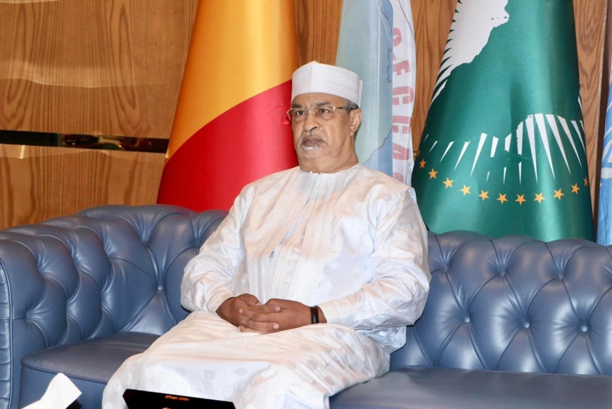 Tchad : Le ministre des Affaires Etrangères en visite de travail en Algérie Tchad : Le ministre des Affaires Etrangères en visite de travail en Algérie