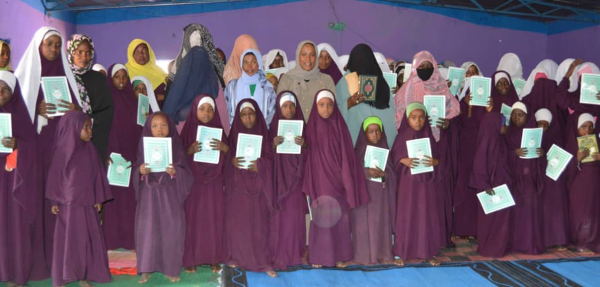 Tchad : La Voix de la Femme appuie le Centre d'apprentissage coranique Noural-Madina Tchad : La Voix de la Femme appuie le Centre d'apprentissage coranique Noural-Madina