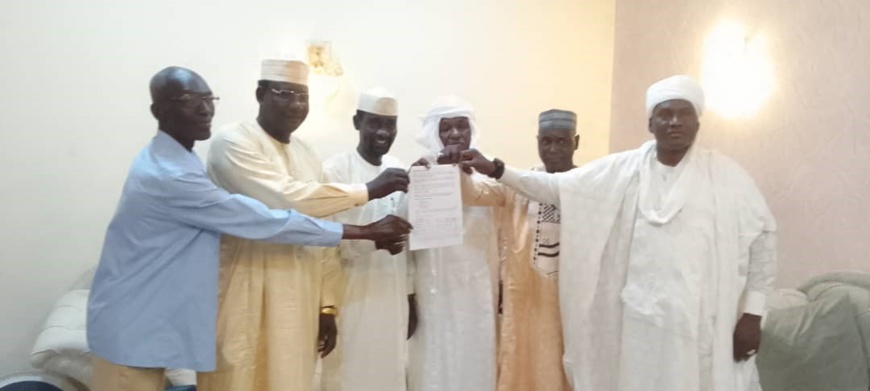 Tchad : 6 partis politiques forment une Coalition pour le changement Tchad : 6 partis politiques forment une Coalition pour le changement