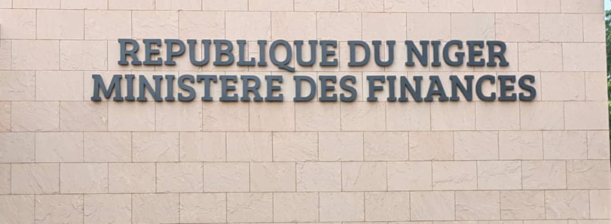 Niger : aucun "projet d'attentat" au bureau du Ministre de l'Économie et des Finances (communiqué) Niger : aucun "projet d'attentat" au bureau du Ministre de l'Économie et des Finances (communiqué)