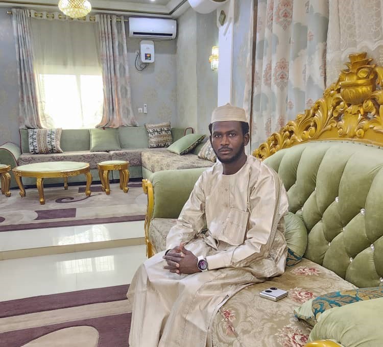 Tchad : le parcours d'excellence d'Issakha Tidjani Djimet dans l'industrie pétrolière Tchad : le parcours d'excellence d'Issakha Tidjani Djimet dans l'industrie pétrolière