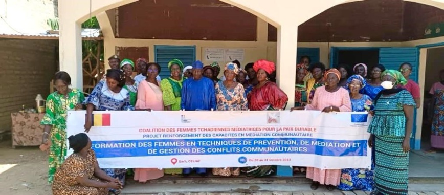 Tchad : Un regroupement des dames forme des femmes leaders sur les techniques de médiations et de paix Tchad : Un regroupement des dames forme des femmes leaders sur les techniques de médiations et de paix