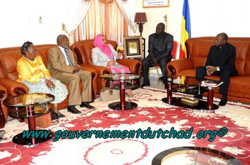 Médiature : Le Premier Ministre tchadien reçoit une délégation de l’AOMA Médiature : Le Premier Ministre tchadien reçoit une délégation de l’AOMA