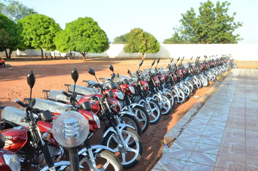 Tchad : 37 chefs de canton du Mandoul reçoivent des motos