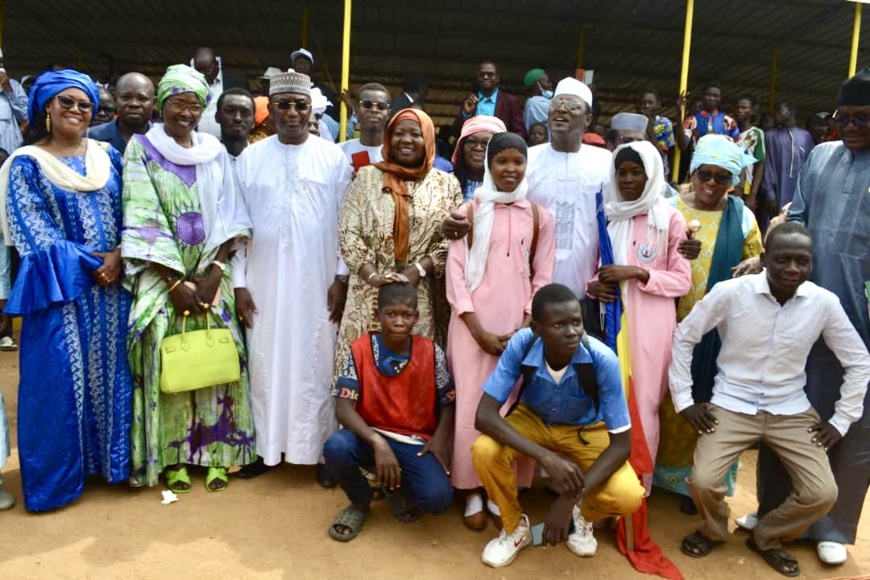 Tchad : début de la caravane de sensibilisation sur le projet de Constitution au Moyen-Chari Tchad : début de la caravane de sensibilisation sur le projet de Constitution au Moyen-Chari