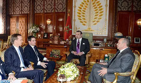 Le Roi du Maroc accorde une audience à Manuel Valls