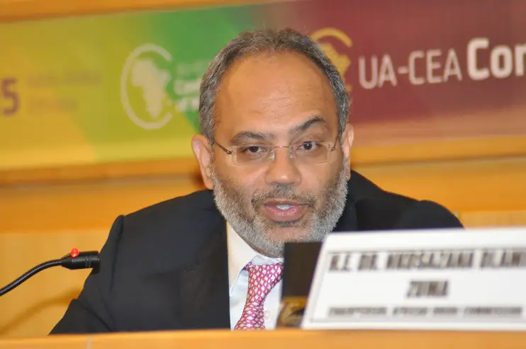 M. Carlos Lopes, Secrétaire exécutif, CEA, s'adressant aux Gouverneurs des banques centrales pendant la Conférence des Ministres 2015 à Addis Abeba