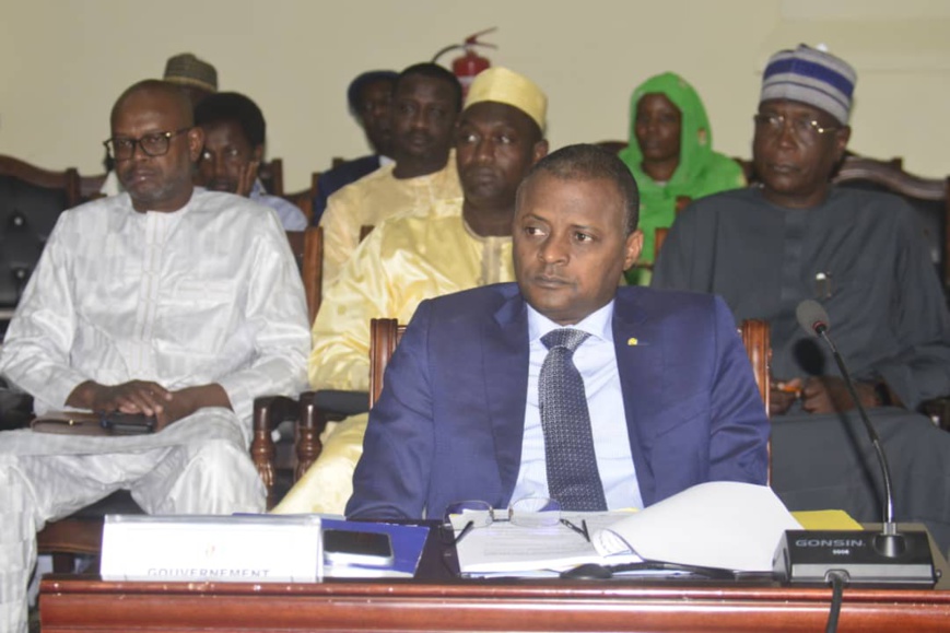 Tchad : présentation du Rapport sur les projets de lois de règlement définitif de 2014 à 2020 Tchad : présentation du Rapport sur les projets de lois de règlement définitif de 2014 à 2020