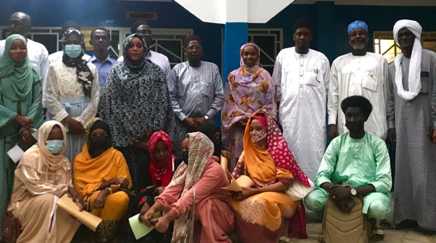 Enseignement : la ministre des Transports encourage des étudiants avec des bourses de l'Université HEC Tchad
