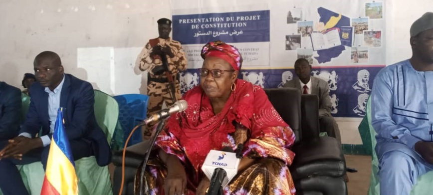 Tchad : Le projet de la nouvelle constitution présenté aux populations de Laï Tchad : Le projet de la nouvelle constitution présenté aux populations de Laï
