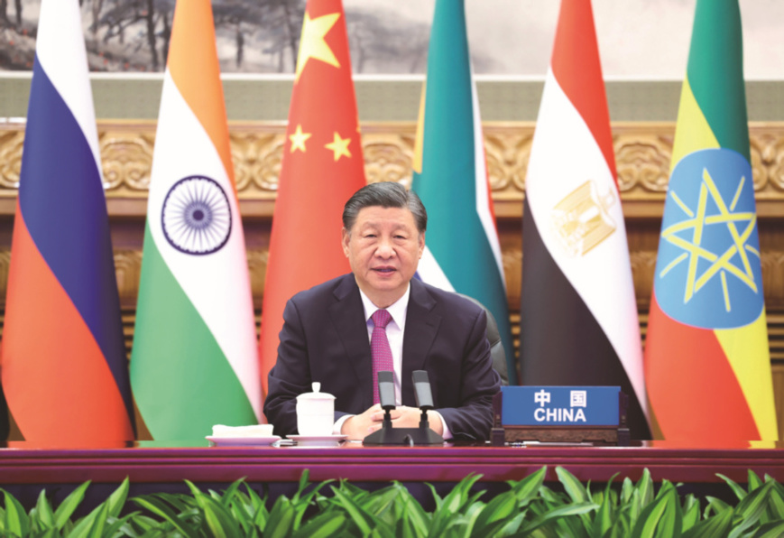 President Xi Jinping delivers a speech titled "Working Toward a Ceasefire and Realizing Lasting Peace and Sustainable Security" at the extraordinary joint meeting of BRICS leaders and leaders of invited BRICS members on the situation in the Middle East with particular reference to Gaza on Nov 21, 2023. [Photo/Xinhua]