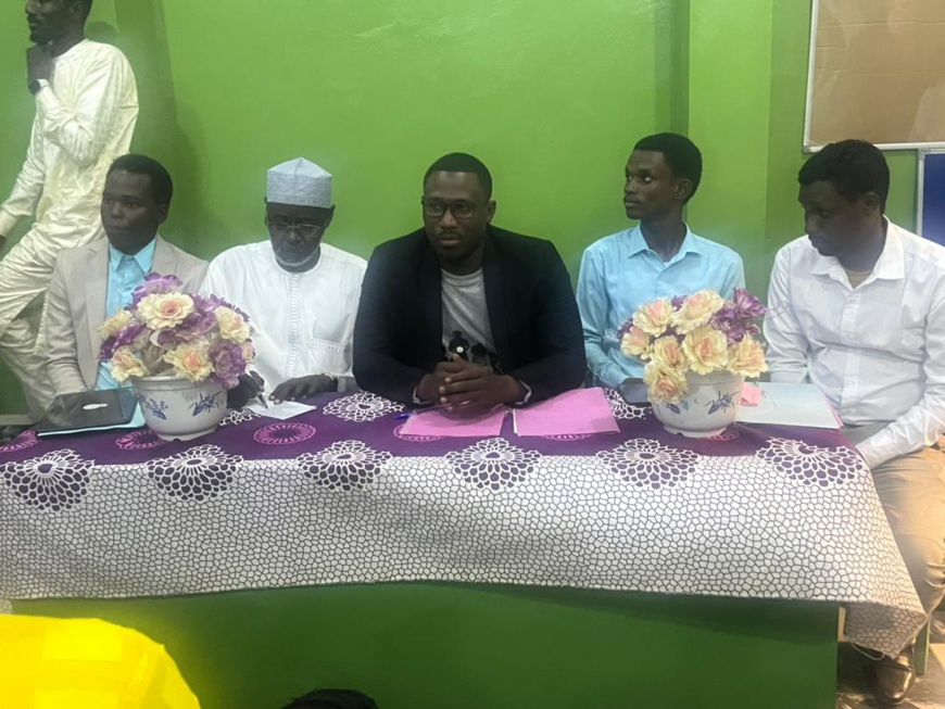 جمعية (h5) الأكاديمية تنظم حفل توزيع المنح الدراسية لطلبة الليسانس جمعية (h5) الأكاديمية تنظم حفل توزيع المنح الدراسية لطلبة الليسانس