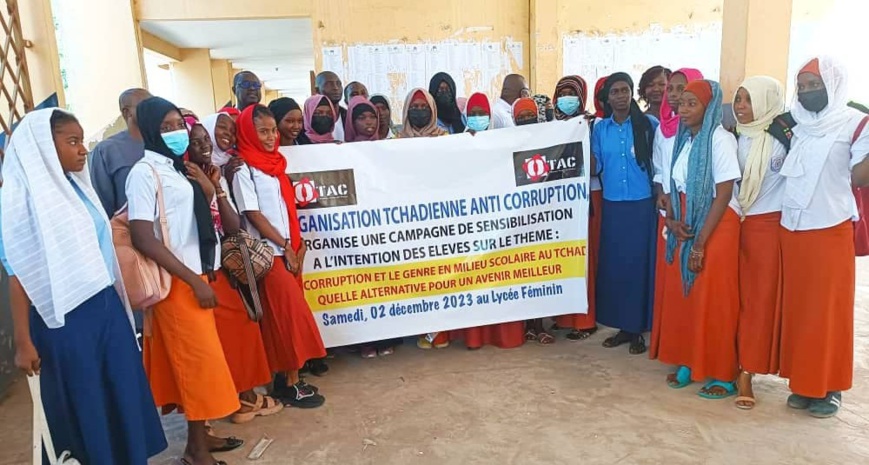 Tchad : campagne de sensibilisation de l'OTAC contre la corruption au Lycée Féminin d'Amrigbé Tchad : campagne de sensibilisation de l'OTAC contre la corruption au Lycée Féminin d'Amrigbé