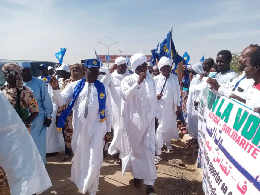 Tchad : Abéché accueille le chef de mission de la coalition pour le 'OUI' au référendum avec enthousiasme
