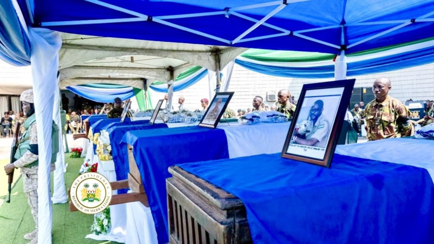 Tentative de coup d’Etat en Sierra Leone : La nation rend hommage aux 18 soldats tués