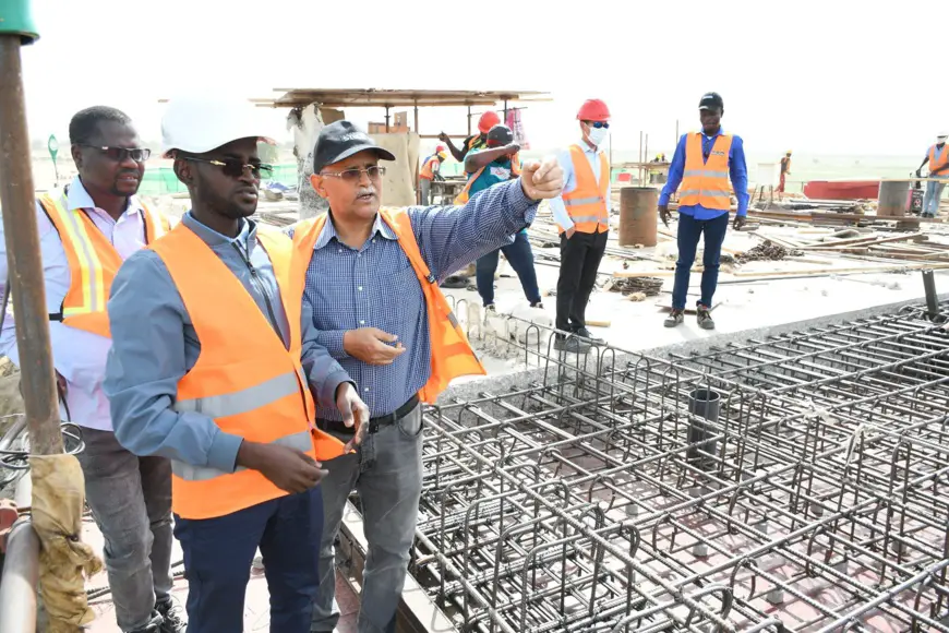 Tchad : Une mission du ministère des infrastructures inspecte le chantier de construction du pont sur le fleuve Chari