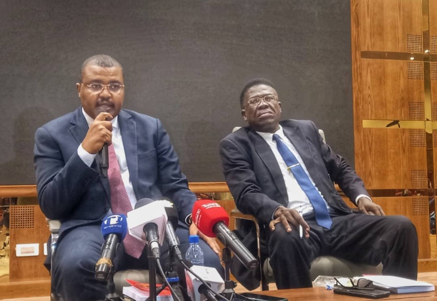 La décentralisation Tchadienne : analyse et perspectives de Maidé Hamit Lony dans son nouveau livre La décentralisation Tchadienne : analyse et perspectives de Maidé Hamit Lony dans son nouveau livre