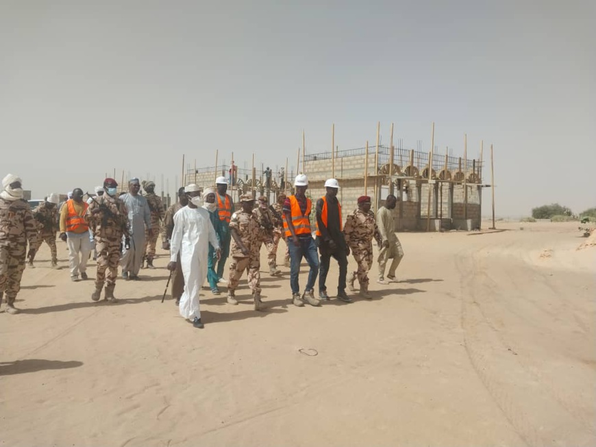 Tchad : le gouverneur du Kanem inspecte les travaux de l'hôpital provincial de Mao