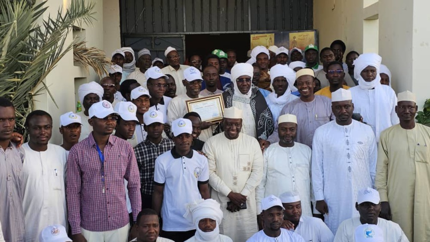 Tchad : trois membres du gouvernement honorés par le CNJT du Ouaddaï Tchad : trois membres du gouvernement honorés par le CNJT du Ouaddaï