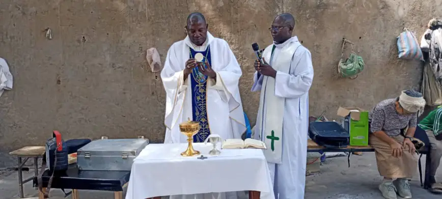 Tchad : l'évêque de Laï partage un message anticipé de Noël avec les détenus