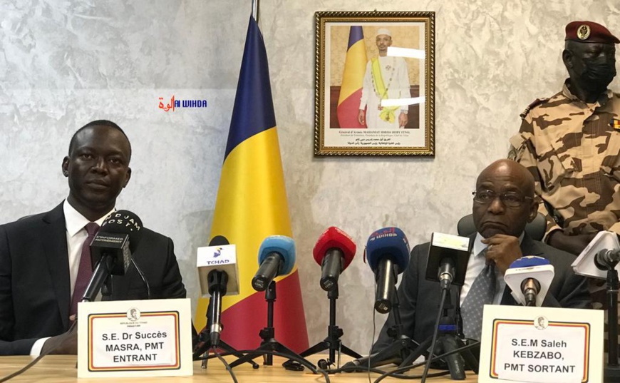 Saleh Kebzabo : "mon cher Masra, beaucoup de succès" Saleh Kebzabo : "mon cher Masra, beaucoup de succès"