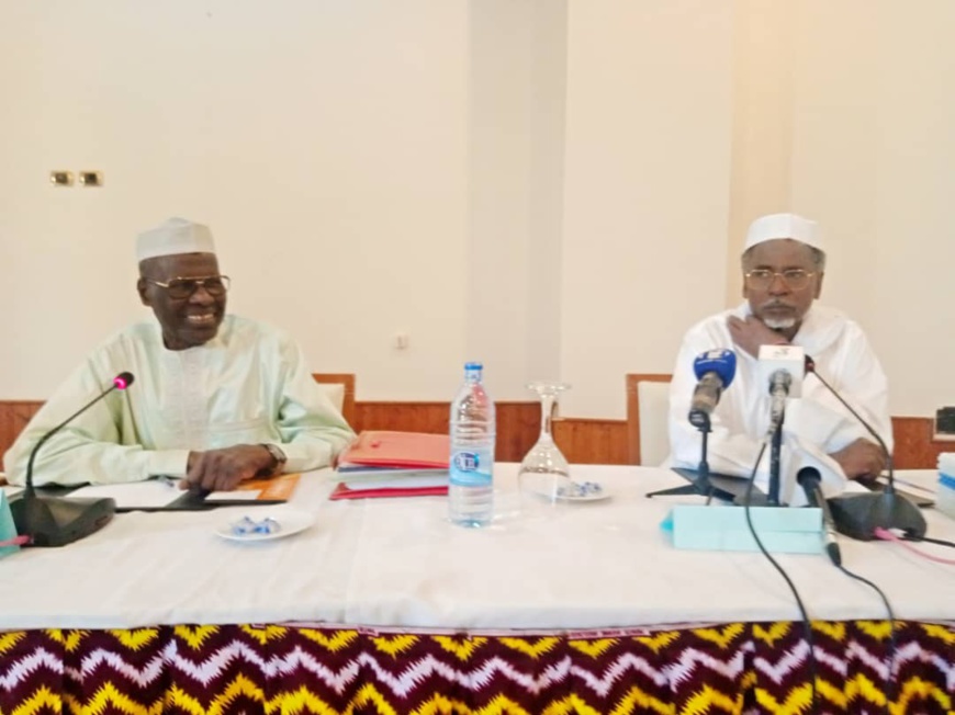 Tchad : le ministère de l'Enseignement supérieur tient un conseil d'administration Tchad : le ministère de l'Enseignement supérieur tient un conseil d'administration